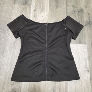 Guess Black Off-Shoulder Top